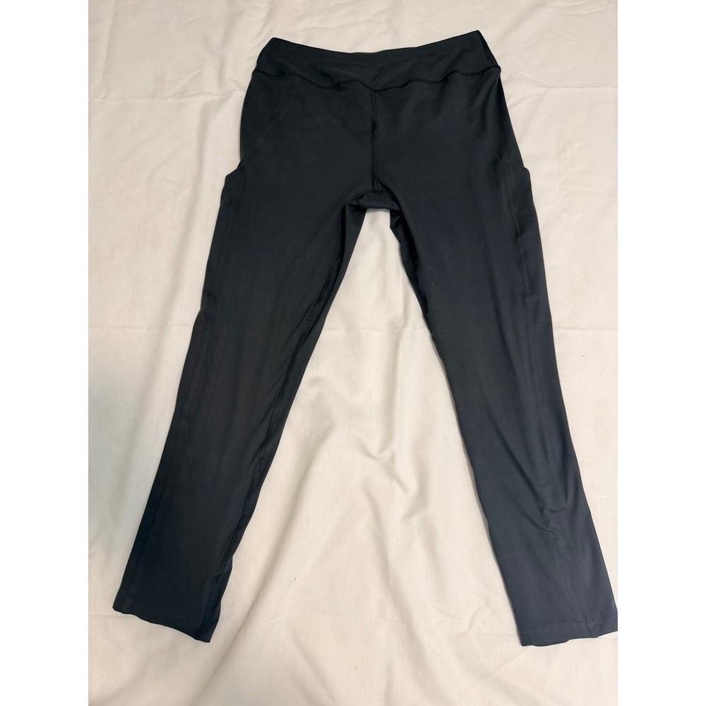 Lululemon Black Athletic Leggings with Side Pockets Cropped Size 6